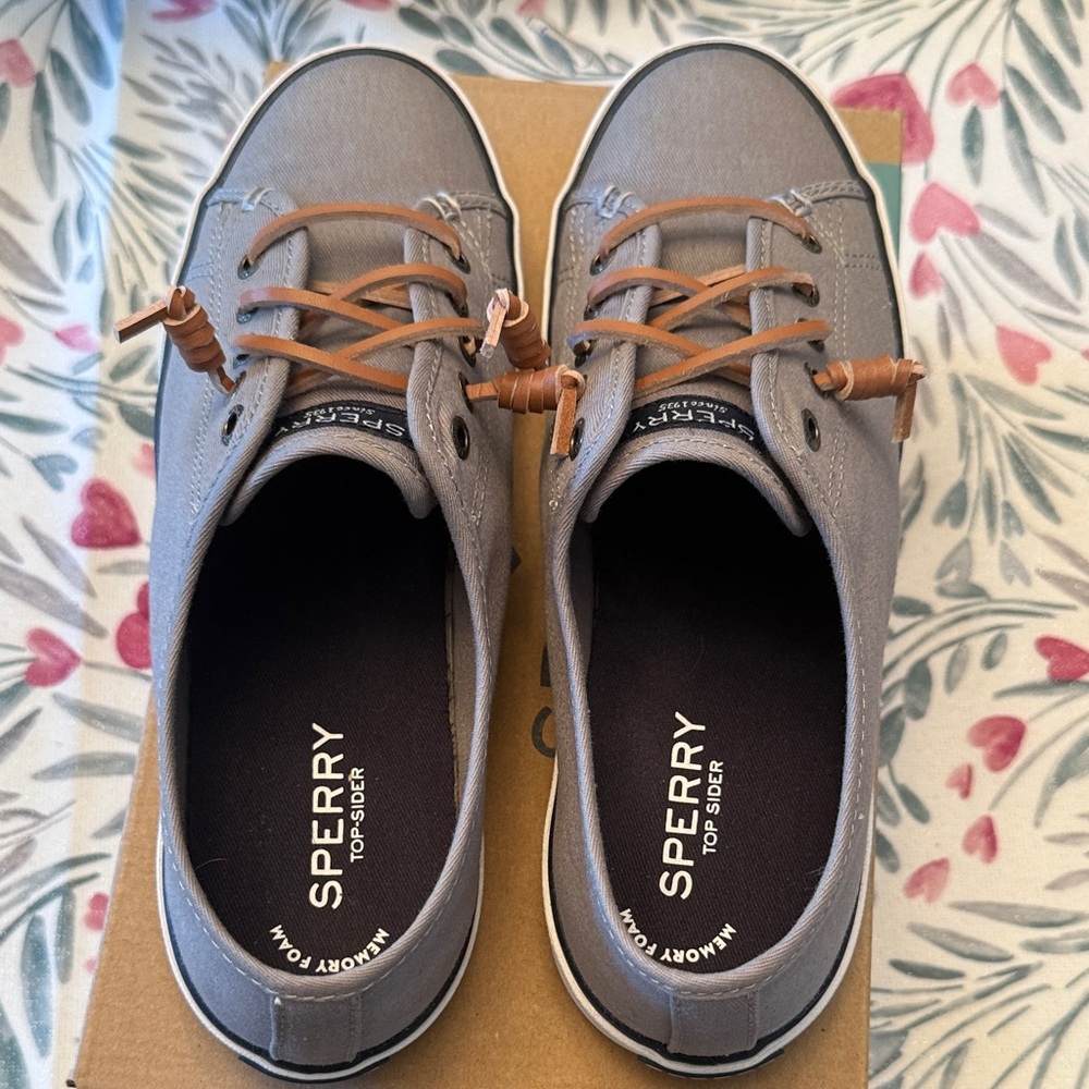Sperry Gray Boat Shoes with Classic Design